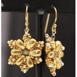 Fleurs dentelle boucle d'oreille olivia bijouterie bijoux filés ou tissés lyon croix rousse