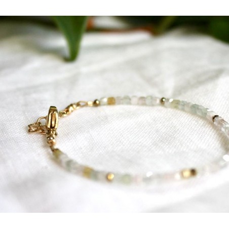 morganite pierre fine olivia bijouterie lyon croix rousse renfilage et reparation toute bague et tout collier