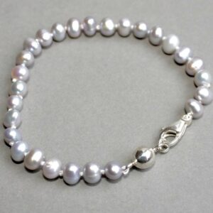 Bracelet Perles Culture Grise et fermoir bijoutier