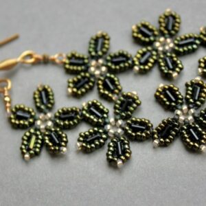 Trois Fleurs Vert Olive