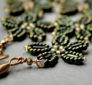 Boucles d’oreilles Olivia Bijouterie Perles Miyuki 3 fleurs