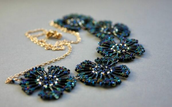 Collier Fleurs Perles Miyuki