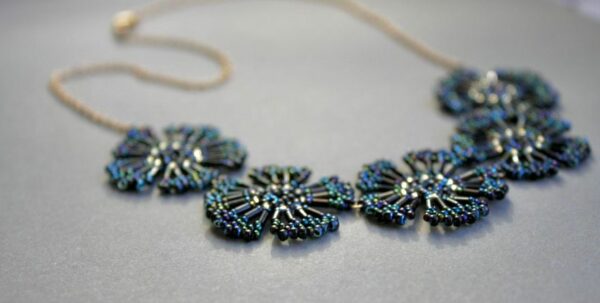 Collier Fleurs Perles Miyuki